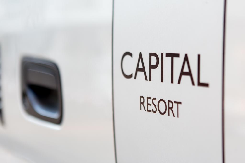 The Capital Resort @ Sukhumvit 50 Banguecoque Exterior foto Capital Resort